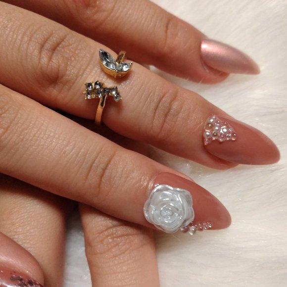 Pink/ Iridescent beads white Rose press on nails - Picture 2 of 2